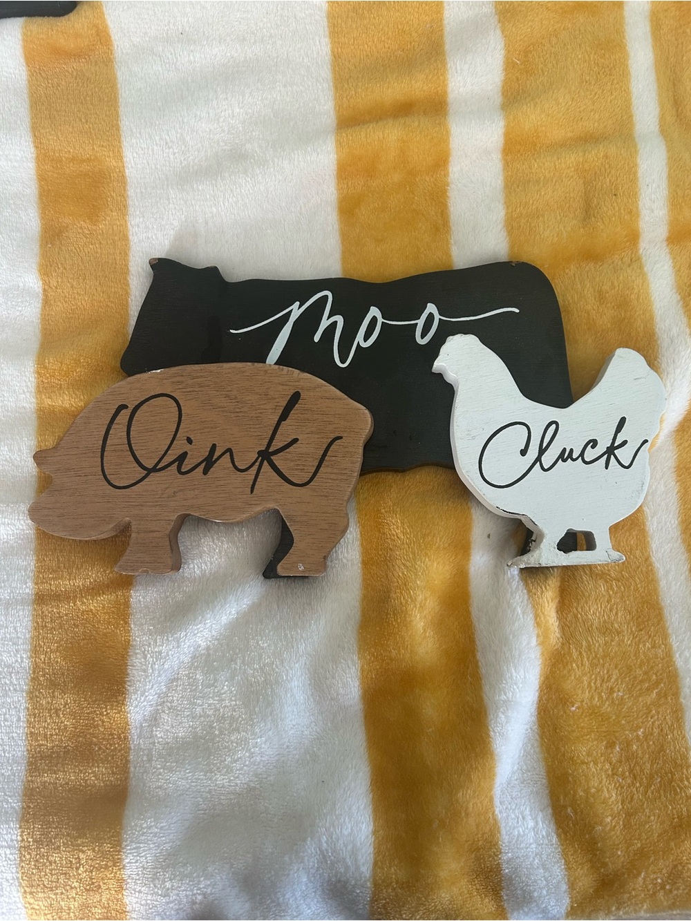 Hobby Lobby Farm Animal Wooden Signs - Black, Brown, White